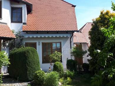 Doppelhaushälfte zur Miete 1.050 € 5 Zimmer 120 m² 330 m² Grundstück frei ab 01.10.2025 Merkendorf Merkendorf 91732