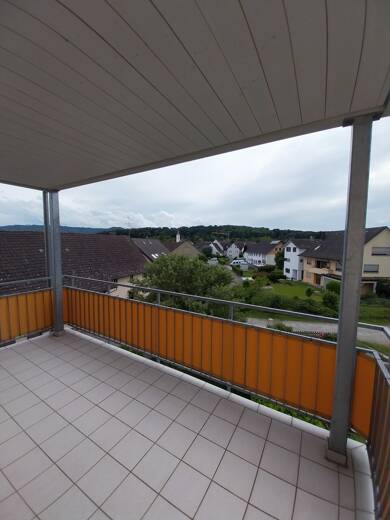 Maisonette zur Miete 1.160 € 4,5 Zimmer 116,6 m² frei ab 01.09.2025 Überlingen am Ried 86 Singen 78224