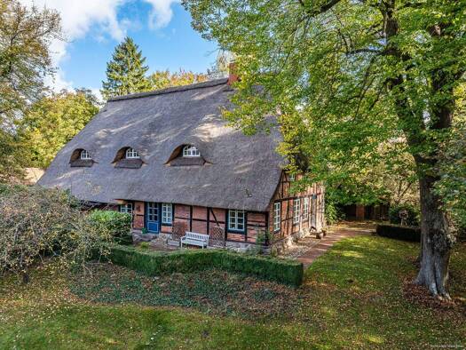 Bauernhaus zum Kauf 1.175.000 € 8 Zimmer 327 m² 9.821 m² Grundstück Krete 6 Eutin / Fissau 23701