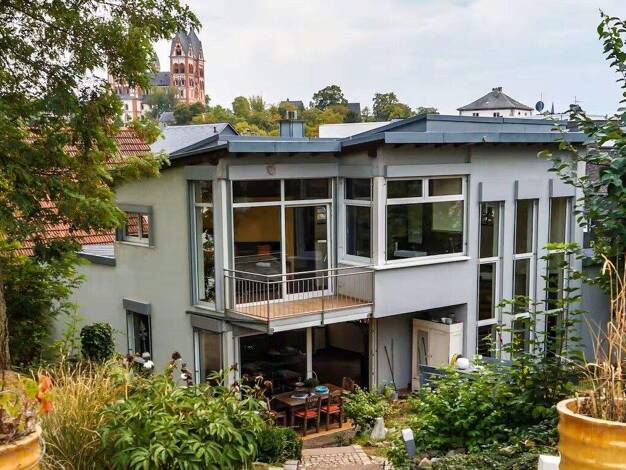 Villa zum Kauf 2.150.000 € 6 Zimmer 233 m² 458 m² Grundstück Limburg Limburg an der Lahn / Limburg an der Lahn 65549