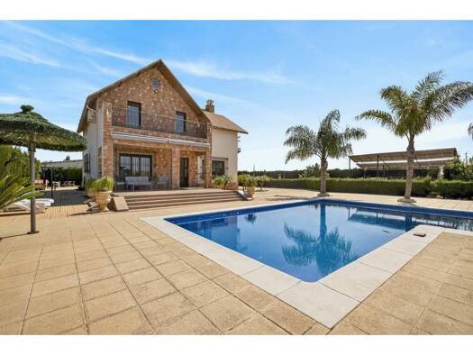 Villa zum Kauf 520.000 € 6 Zimmer 296 m² 2.795 m² Grundstück >Carretera Lora del Rio > Lora del Río 41440