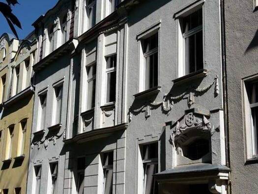 Wohnung zur Miete 585 € 5 Zimmer 117 m² 2. Geschoss Waldstraße 10 Greiz Greiz 07973