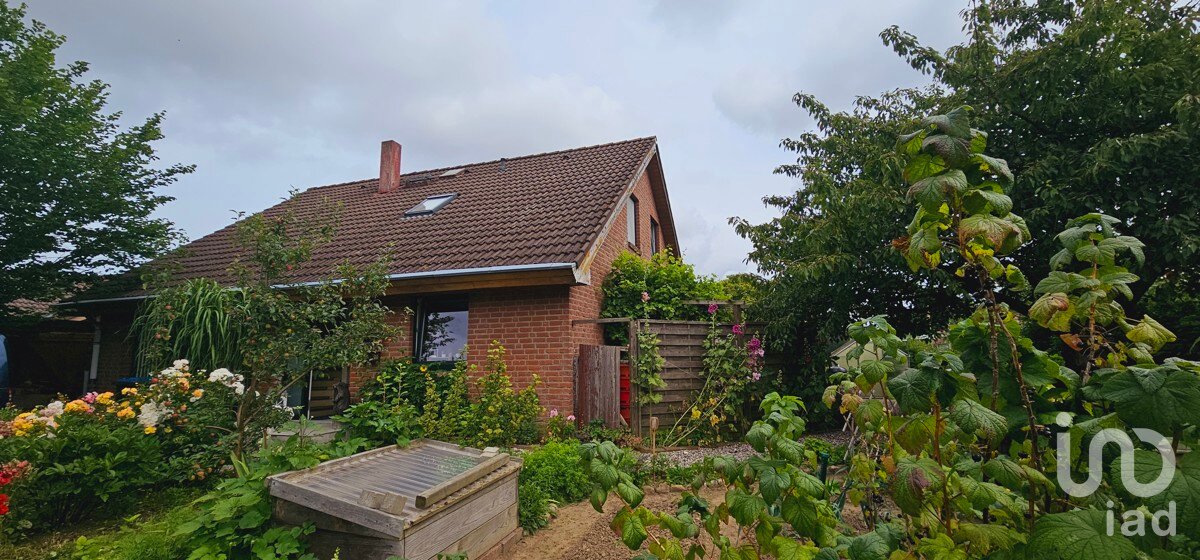 Einfamilienhaus zum Kauf 370.000 € 6 Zimmer 130 m²<br/>Wohnfläche 737 m²<br/>Grundstück 01.11.2024<br/>Verfügbarkeit Oldenburg Oldenburg in Holstein 23758