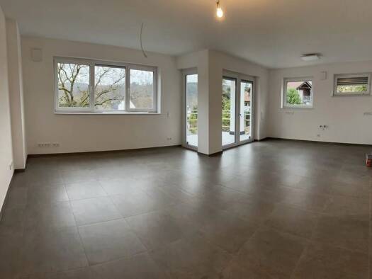 Wohnung zur Miete 2.450 € 7 Zimmer 210 m² Geschoss EG/3 frei ab 01.10.2026 Könen Konz 54329