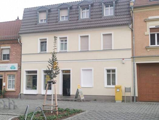 Gewerbeobjekt zum Kauf als Kapitalanlage geeignet 450.000 € 327 m² 1.272 m² Grundstück Großräschen 01983