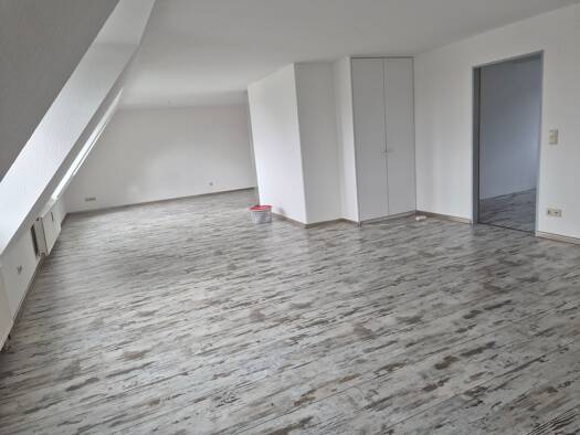 Wohnung zur Miete 900 € 2 Zimmer 81 m² Geschoss 4/5 frei ab 01.11.2026 Oberbilk Düsseldorf 40227
