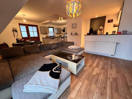 Wohnung zur Miete 820 € 3 Zimmer 86 m² 1. Geschoss frei ab 01.06.2026 Am Hasengründlein 1 Neustadt Neustadt an der Aisch 91413