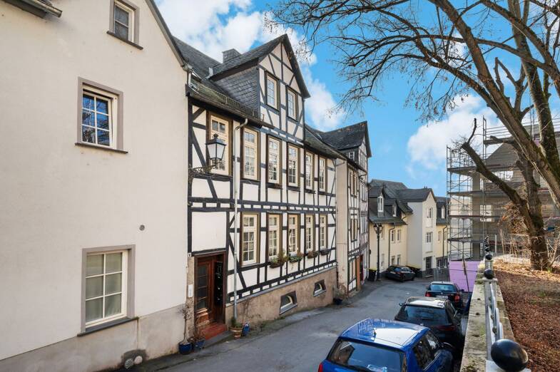 Wohnung zum Kauf 2 Zimmer 55,4 m² Souterrain, 1. Geschoss Altstadt Wetzlar 35578
