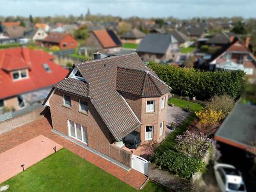 Einfamilienhaus zum Kauf 398.000 € 5 Zimmer 160 m² 703 m² Grundstück Esenshamm Nordenham 26954