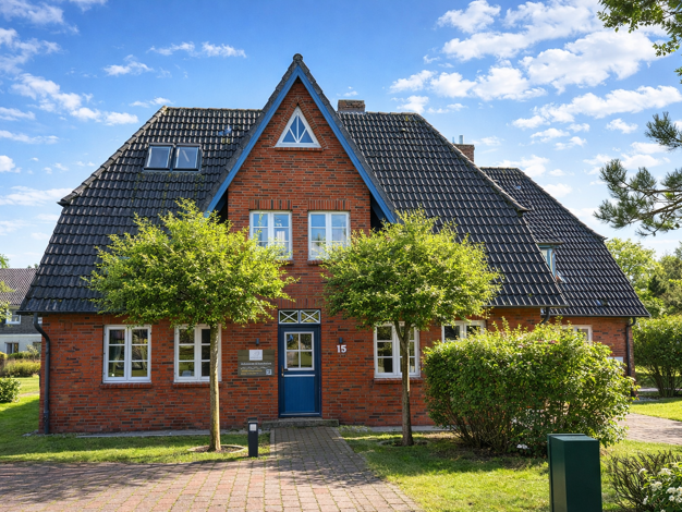 Mehrfamilienhaus zum Kauf als Kapitalanlage geeignet 1.595.000 € 12 Zimmer 300 m² 1.588 m² Grundstück Utersum 25938