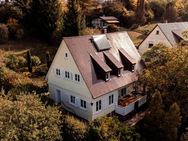 Haus zum Kauf 499.000 € 4 Zimmer 133,7 m² 1.145 m² Grundstück Calw Calw 75365