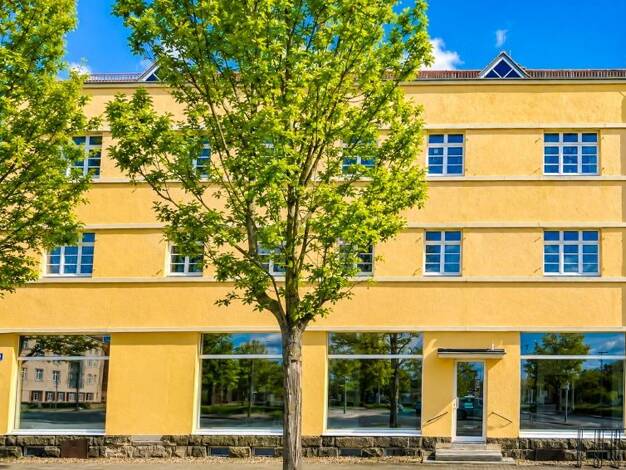 Laden zur Miete provisionsfrei 12 € 143 m² Verkaufsfläche Strehlen Ortsamtsbereich Prohlis 01219