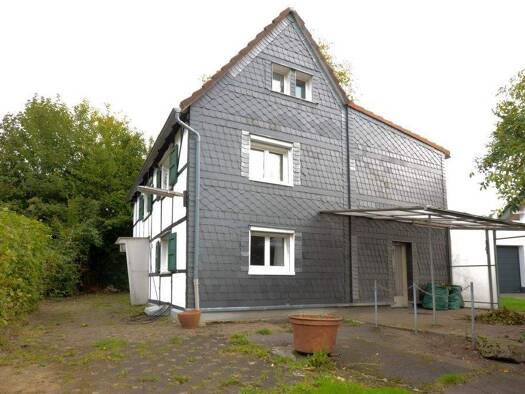Einfamilienhaus zum Kauf 299.000 € 8 Zimmer 128 m² 354 m² Grundstück Bergisch Neukirchen Leverkusen (Bergisch Neukirchen) 51381