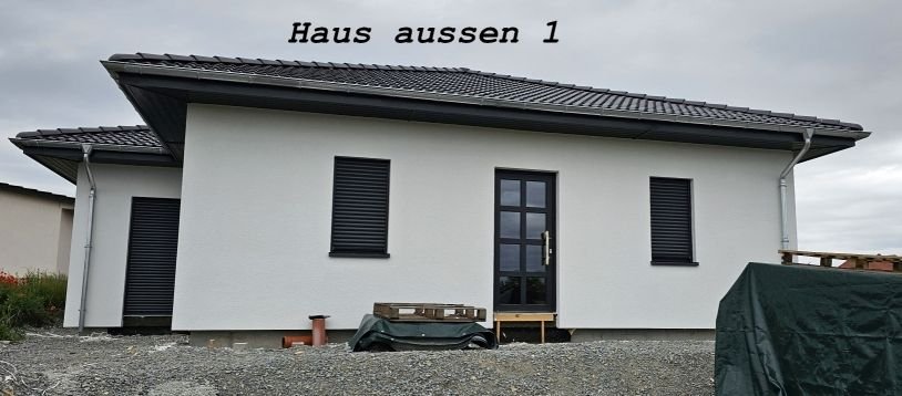 Einfamilienhaus zum Kauf provisionsfrei 430.000 € 4 Zimmer 90 m²<br/>Wohnfläche 720 m²<br/>Grundstück ab sofort<br/>Verfügbarkeit Kupfernelkenweg 17 Roßleben Roßleben 06571