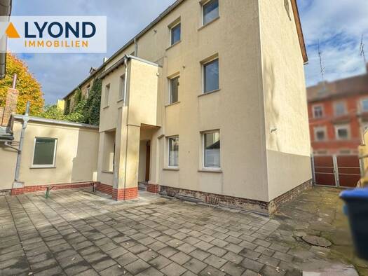 Mehrfamilienhaus zum Kauf 149.000 € 14 Zimmer 299 m² 314 m² Grundstück Staßfurt 39418