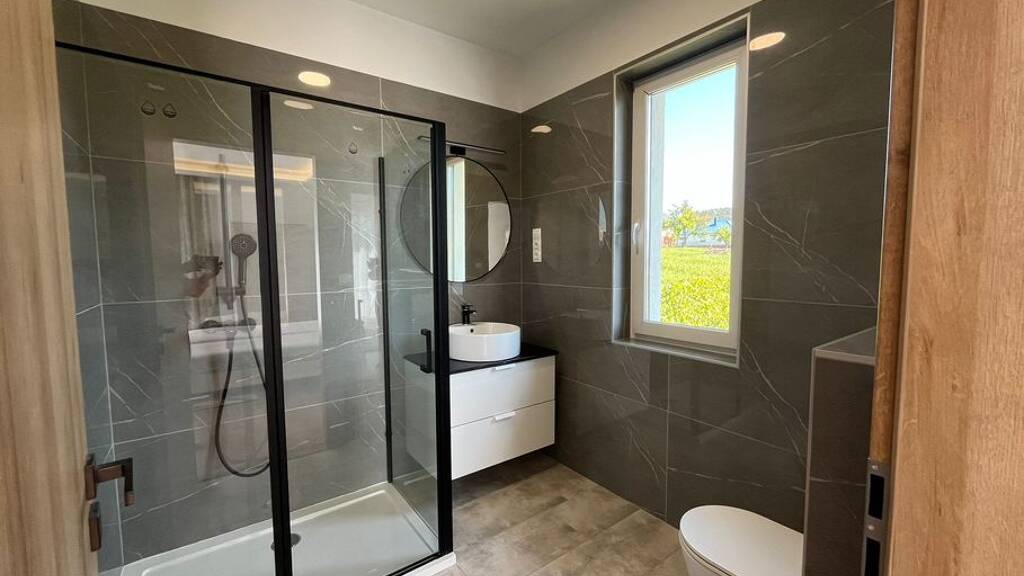 Haus zum Kauf als Kapitalanlage geeignet 779.000 € 12 Zimmer 316 m² 198 m² Grundstück Gyor 9022