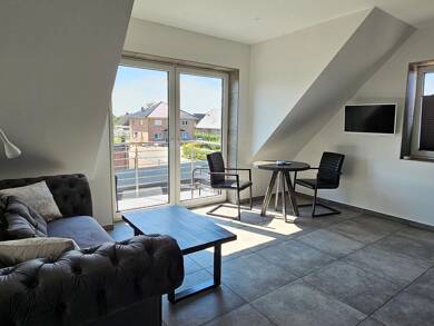 Wohnung zur Miete 1.550 € 2 Zimmer Dachgeschoss, 1. Geschoss Astrid-Lindgren-Straße 3 Brunsbüttel 25541