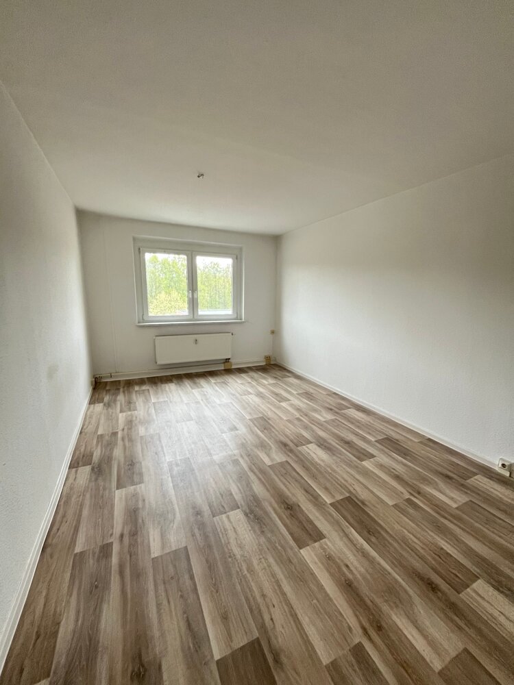 Wohnung zur Miete 360 € 2 Zimmer 55,3 m²<br/>Wohnfläche 4.<br/>Geschoss An der Holzecke 12 Grimma Grimma 04668