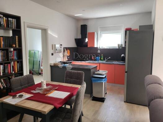 Wohnung zur Miete 900 € 4 Zimmer 75 m² Geschoss 1/3 Crikvenica Crikvenica 51260