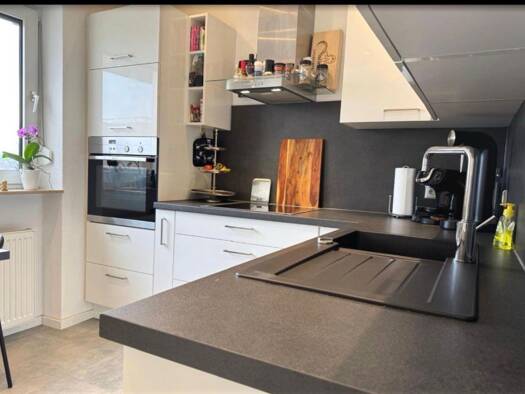 Wohnung zur Miete 1.150 € 2,5 Zimmer 75 m² frei ab sofort Oberteuringen 88094