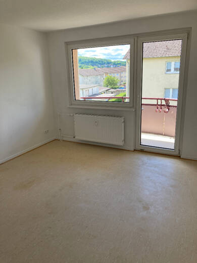 Wohnung zur Miete 555 € 3,5 Zimmer 77,6 m² 2. Geschoss frei ab 16.06.2025 Hainwiesenweg 1/3 Schlüchtern Schlüchtern 36381
