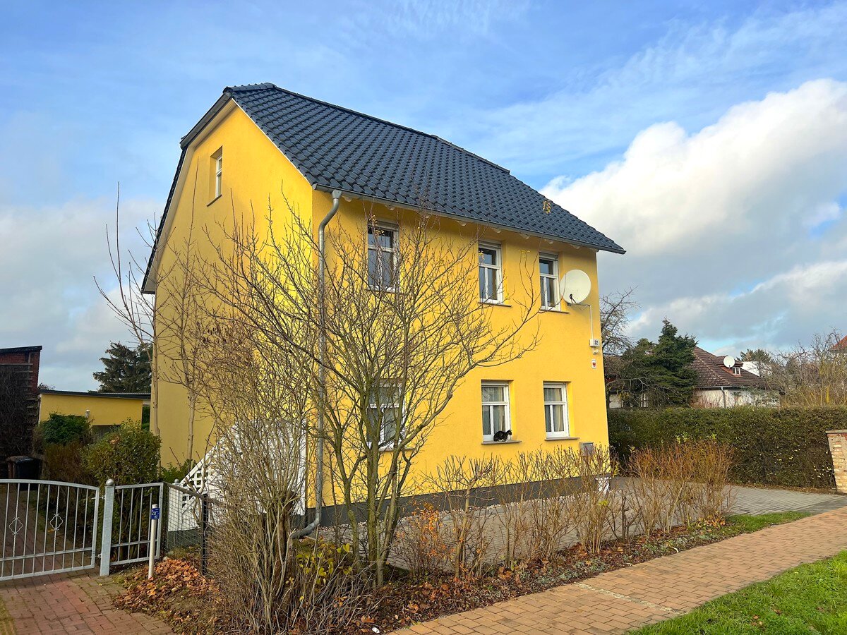 Einfamilienhaus zum Kauf 665.000 € 8 Zimmer 214 m²<br/>Wohnfläche 614 m²<br/>Grundstück Ladeburg Bernau / Ladeburg 16321