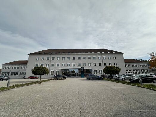 Bürokomplex zur Miete 10 € teilbar ab 2.500 m² Steyr 4400