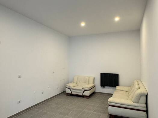 WG-Zimmer zur Miete 850 € 2 Zimmer 62 m² frei ab sofort Kirchstraße 11 Rüdesheim am Rhein 65385