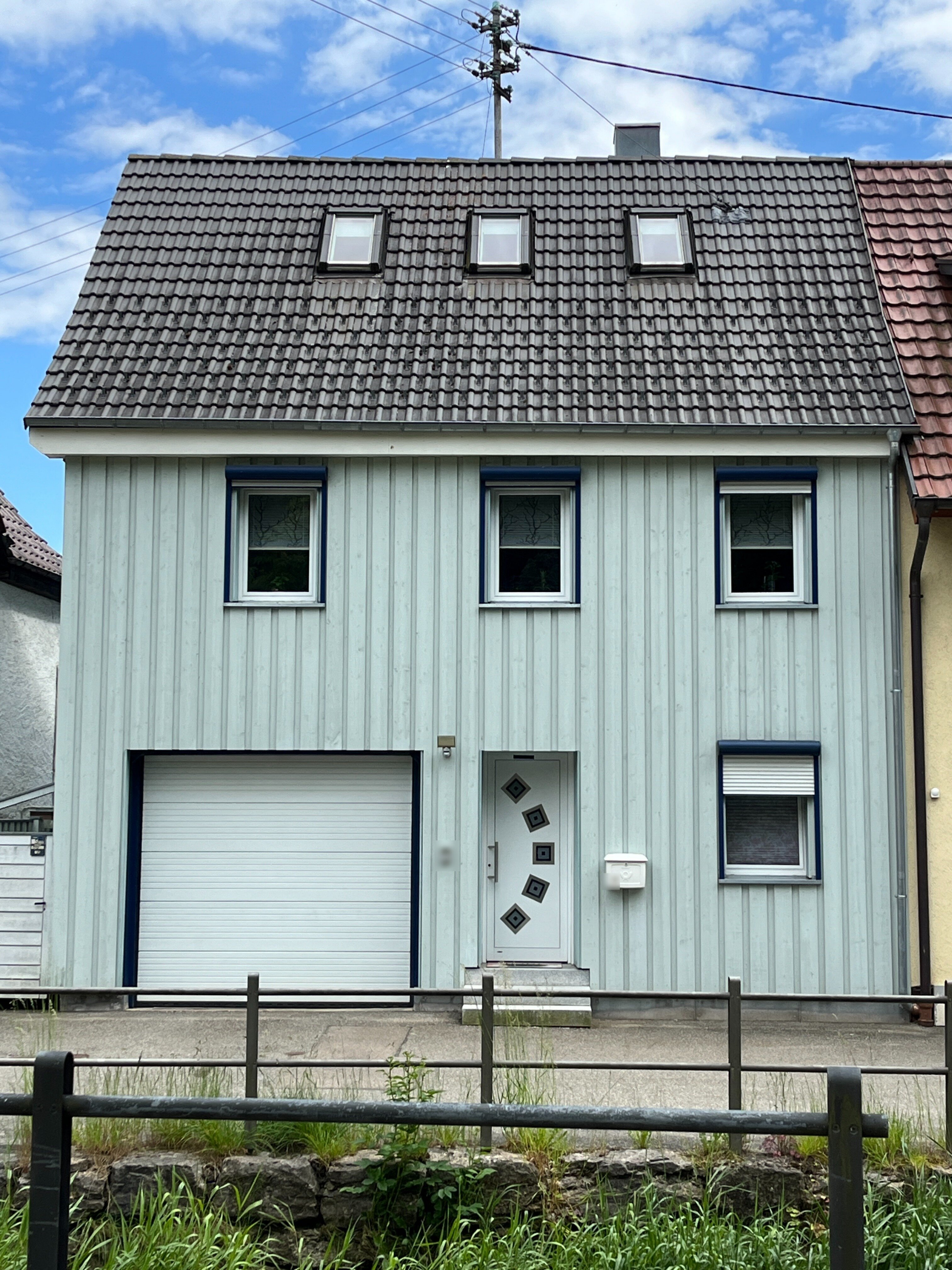 Doppelhaushälfte zum Kauf 359.000 € 5 Zimmer 143 m²<br/>Wohnfläche 91 m²<br/>Grundstück Möhringen Tuttlingen 78532