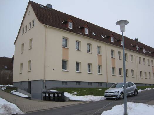 Wohnung zur Miete 530 € 4,5 Zimmer 73,7 m² frei ab 01.08.2026 Neuhaus-Schierschnitz 96524