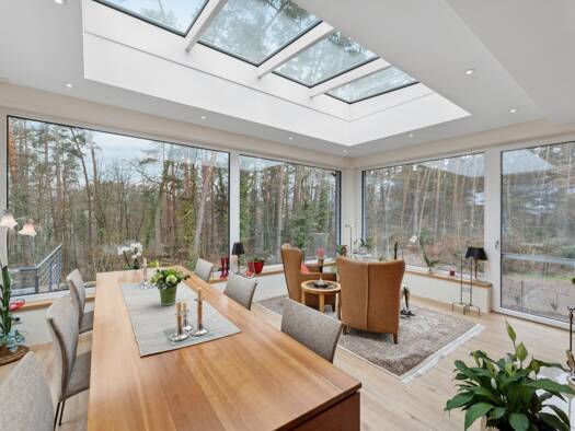 Einfamilienhaus zum Kauf - Erstbezug 1.650.000 € 5 Zimmer 328 m² 1.118 m² Grundstück Uttenreuth 91080