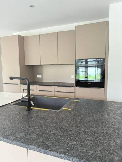Wohnung zur Miete - Neubau 1.750 € 3,5 Zimmer 112,2 m² 1. Geschoss frei ab 15.07.2025 Staufenstraße 14 Hilzingen Hilzingen 78247