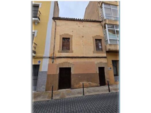 Doppelhaushälfte zum Kauf 600.000 € 9 Zimmer 671 m² >Calle Parras > Cáceres 10004