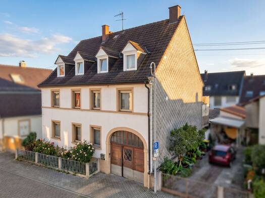 Mehrfamilienhaus zum Kauf 625.000 € 10 Zimmer 264 m² 316 m² Grundstück Neureut Neureut 76149
