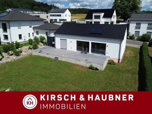 Einfamilienhaus zur Miete 1.210 € 2 Zimmer 100 m² 600 m² Grundstück Lauterhofen 92283