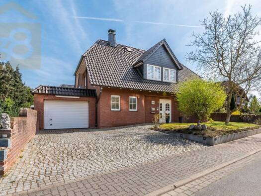 Einfamilienhaus zum Kauf provisionsfrei 379.000 € 6 Zimmer 145 m² 614 m² Grundstück Eischott Rühen 38471