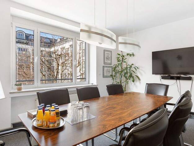 Bürofläche zur Miete provisionsfrei 866 € 18 m² Bürofläche Cuvilliésstraße Bogenhausen München 81679