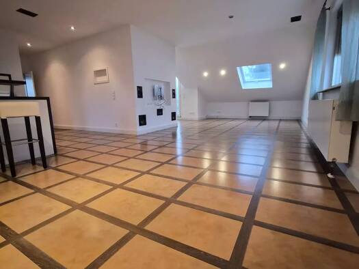 Studio zur Miete 850 € 1 Zimmer 80 m² Geschoss 2/3 frei ab sofort Roßdorf 64380