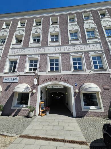 Wohnung zur Miete 1.100 € 3,5 Zimmer 140,4 m² 3. Geschoss frei ab 01.07.2025 Stadtplatz 95/96 Burghausen Burghausen 84489