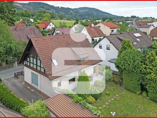 Einfamilienhaus zum Kauf 159.000 € 5 Zimmer 145 m² 700 m² Grundstück frei ab sofort Oberrodach Marktrodach 96364