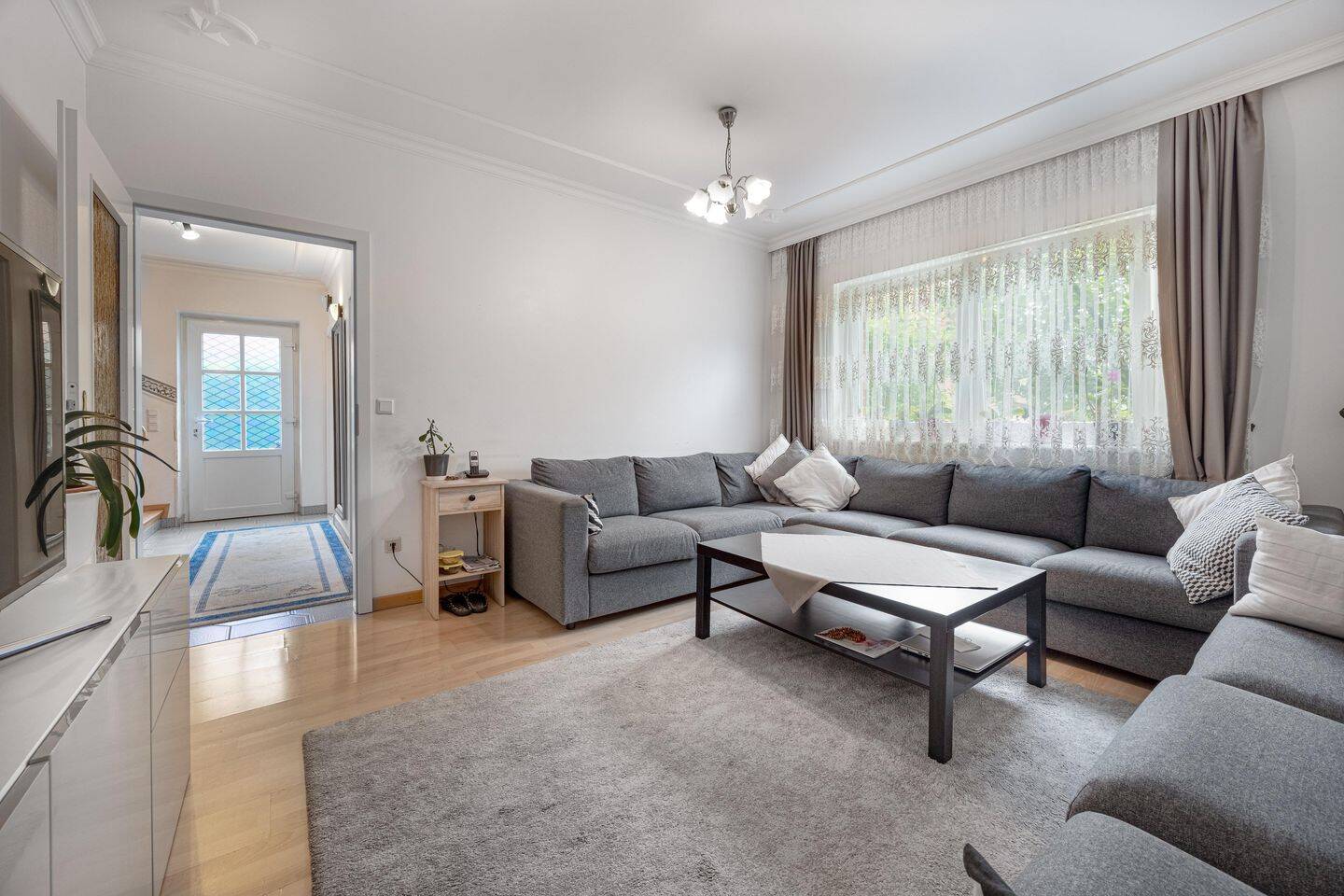 Property thumbnail 9