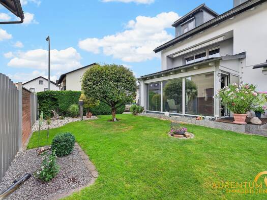 Mehrfamilienhaus zum Kauf 8 Zimmer 305 m² 1.130 m² Grundstück Dingolfing Dingolfing 84130