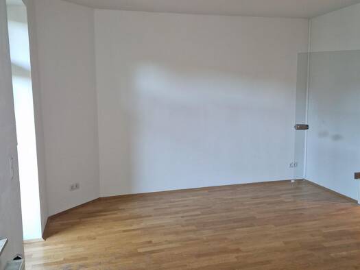 Wohnung zum Kauf 229.000 € 3 Zimmer 76 m² frei ab sofort Calvisiusstraße 42 Altlindenau Leipzig 04177