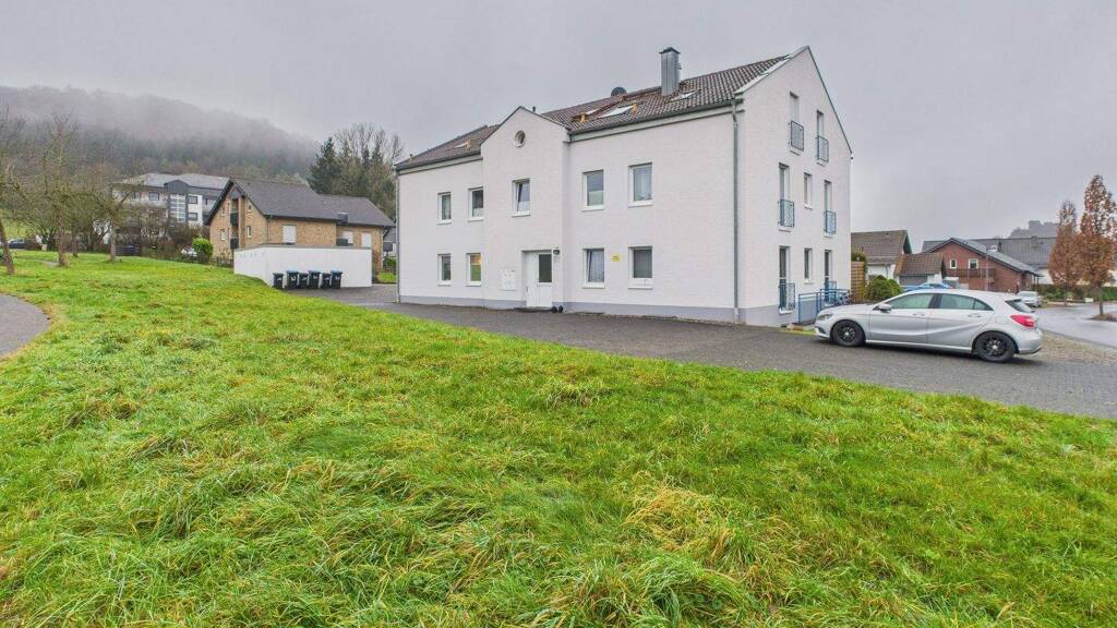 Mehrfamilienhaus zum Kauf 868.000 € 28 Zimmer 425 m² 1.100 m² Grundstück Gerolstein 54568