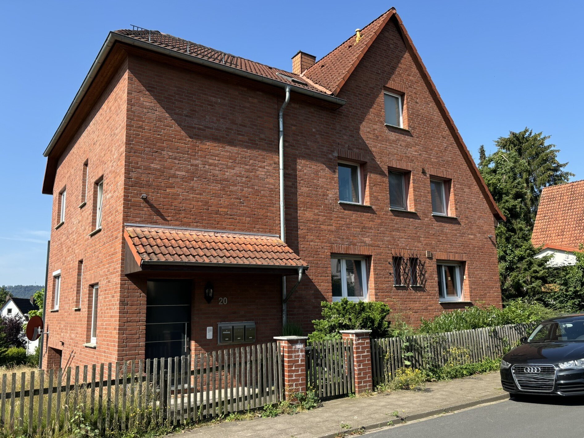 Mehrfamilienhaus zum Kauf 485.000 € 237 m²<br/>Wohnfläche 1.128 m²<br/>Grundstück Nord Hameln 31787