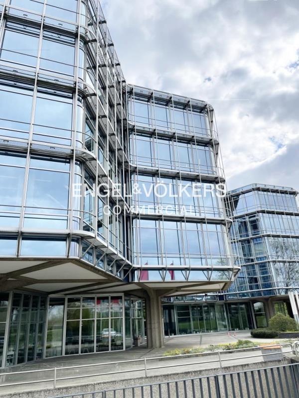 Bürofläche zur Miete provisionsfrei 11 € 1.639 m²<br/>Bürofläche ab 464 m²<br/>Teilbarkeit Lahe Hannover 30659