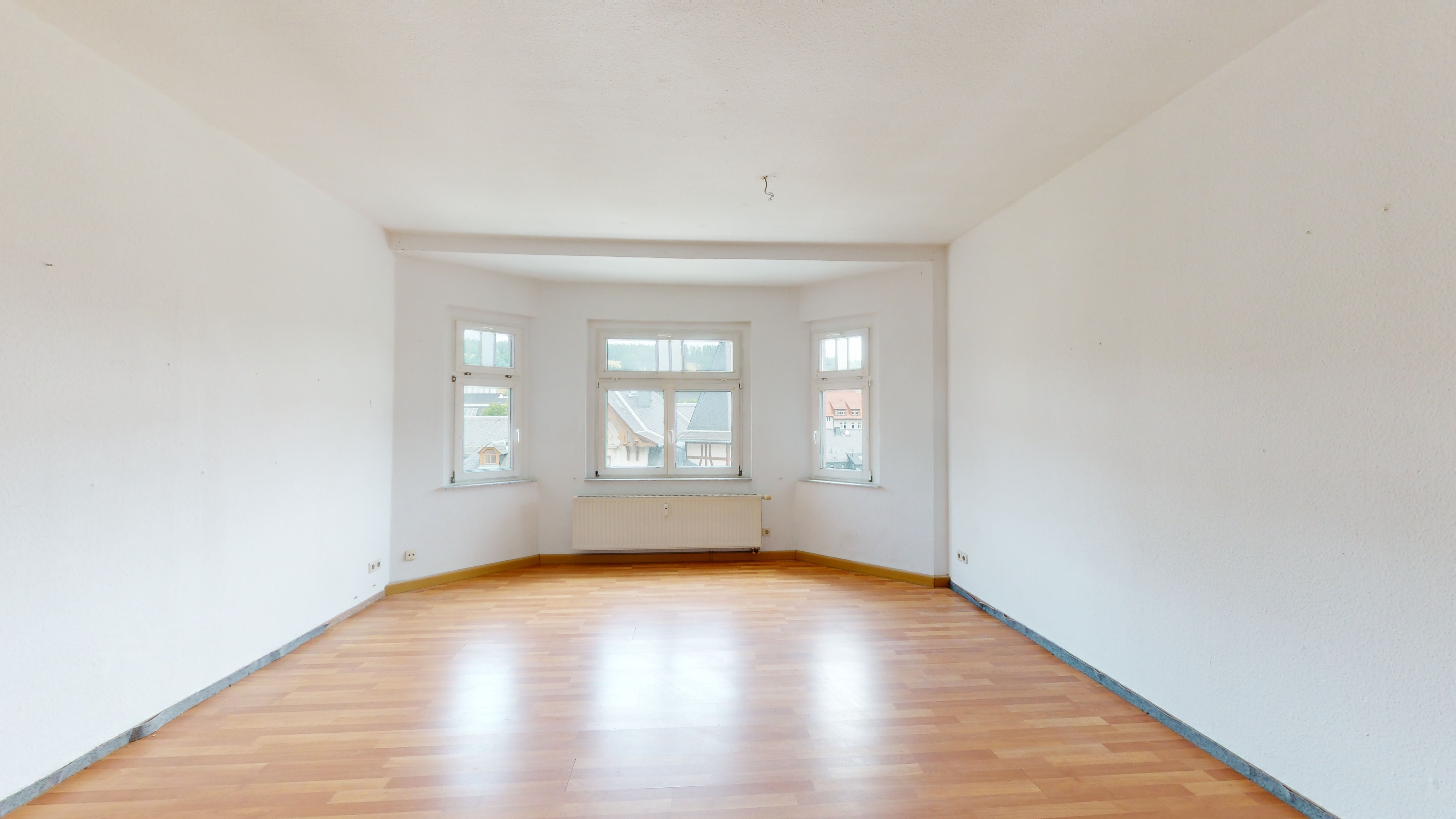 Wohnung zur Miete 285 € 2 Zimmer 57 m²<br/>Wohnfläche 3.<br/>Geschoss Albertstraße 16 Olbernhau Olbernhau 09526