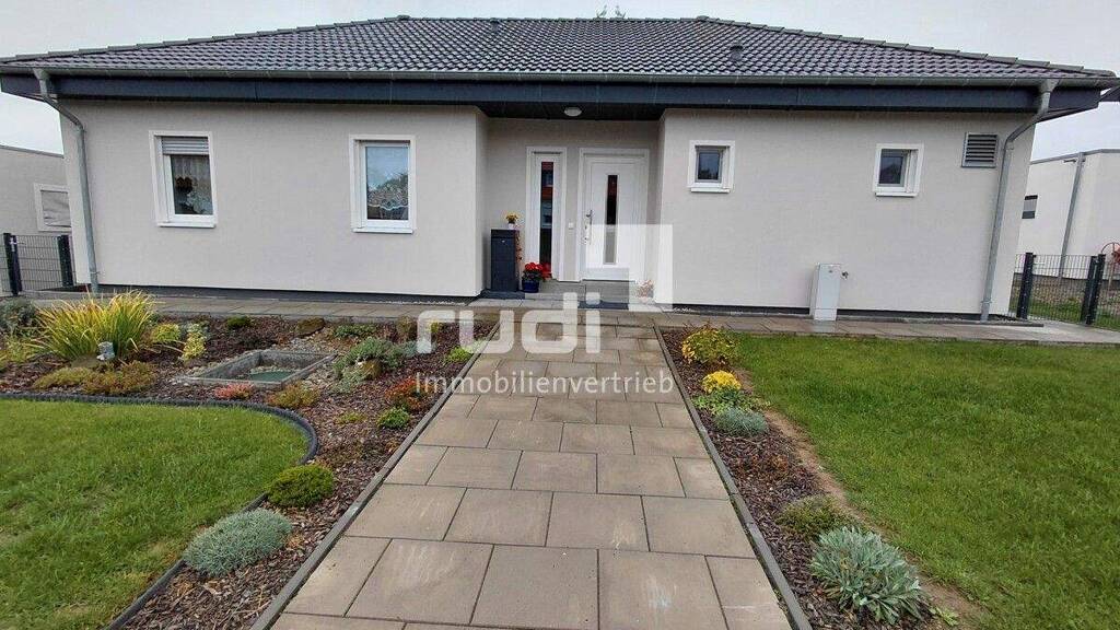 Bungalow zum Kauf 287.000 € 4 Zimmer 142,5 m² 792 m² Grundstück Hevensen Hardegsen 37181