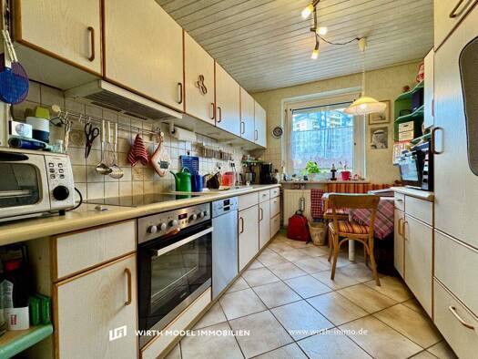 Wohnung zum Kauf 165.000 € 3 Zimmer 72 m² 2. Geschoss Bergl Schweinfurt 97424