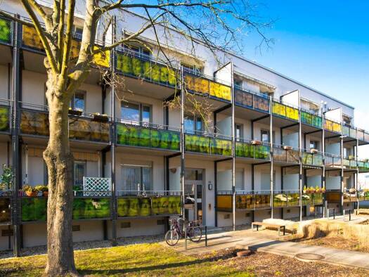 Wohnung zur Miete 331 € 2 Zimmer 57,1 m² 3. Geschoss frei ab sofort Virchowstraße 38 Hoyerswerda Hoyerswerda 02977